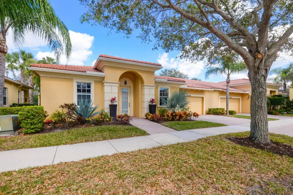 10026 SW Canossa Way Port St Lucie FL 34986