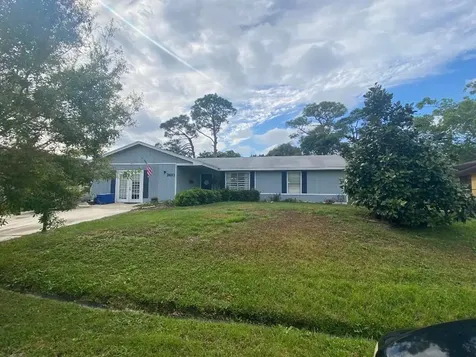 2410 SW Summit Street Port St Lucie FL 34984