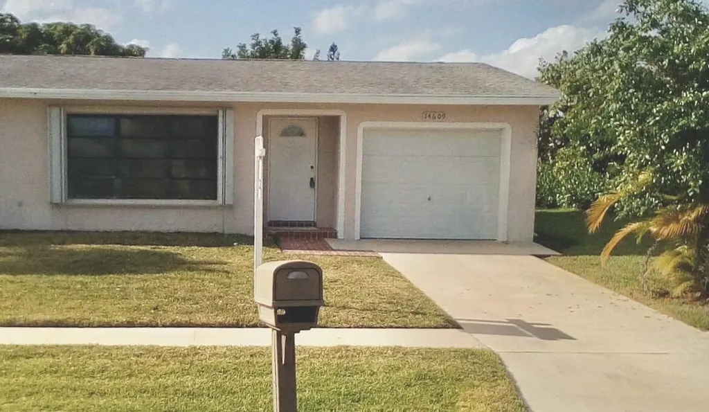 14609 Sunny Waters Lane Delray Beach FL 33484