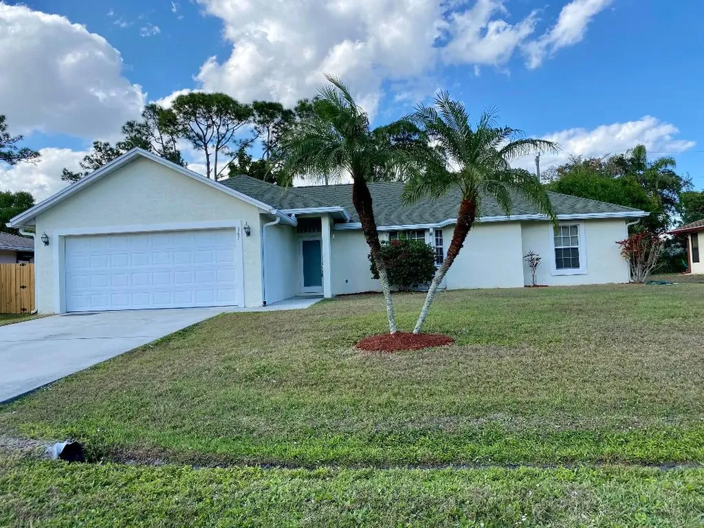 361 SE Greenway Terrace Port St Lucie FL 34983