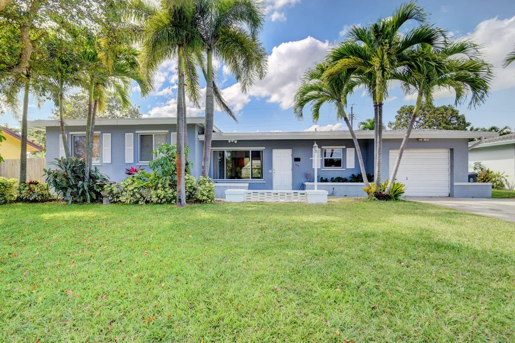 1711 Crest Drive Lake Worth FL 33461