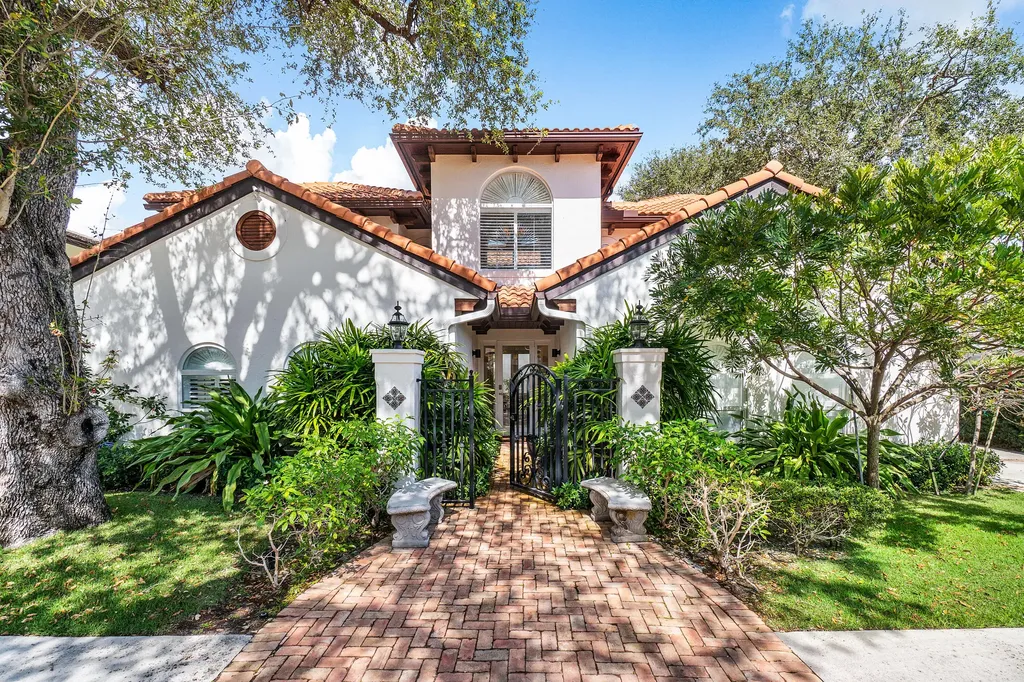 733 Aurelia Street Boca Raton FL 33486
