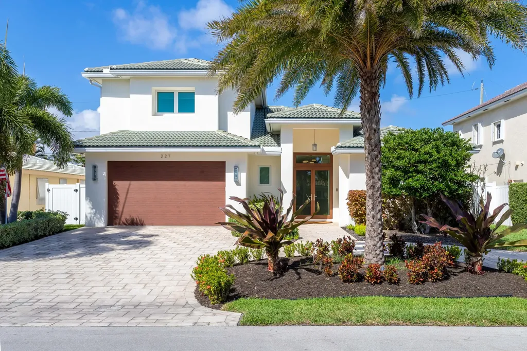 227 Avalon Avenue Lauderdale By The Sea FL 33308