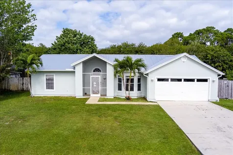 2230 SE Dill Lane Port St Lucie FL 34952