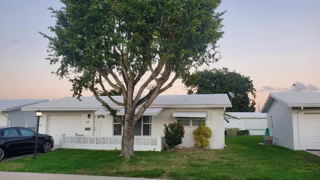 114 Leisureville Boulevard Boynton Beach FL 33426