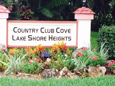 12212 Sag Harbor Court Wellington FL 33414
