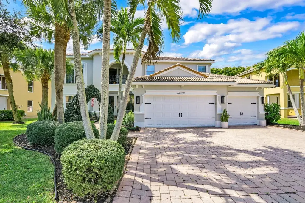 6829 Finamore Circle Lake Worth FL 33467