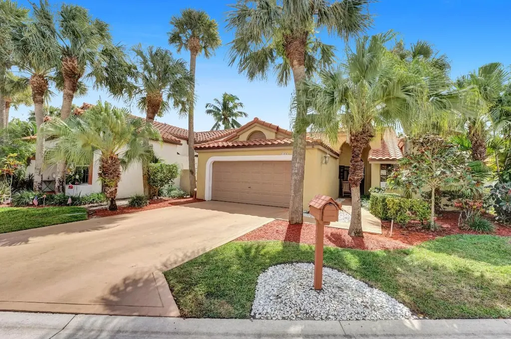 103 Island Way Greenacres FL 33413