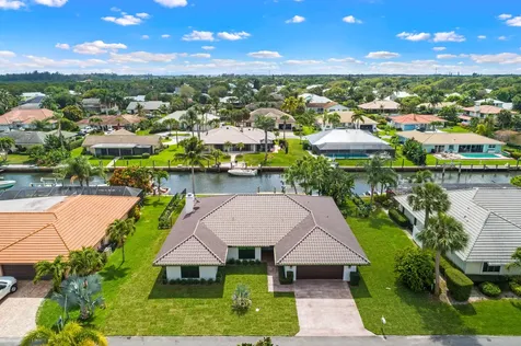 8896 SE Harbor Island Way Hobe Sound FL 33455
