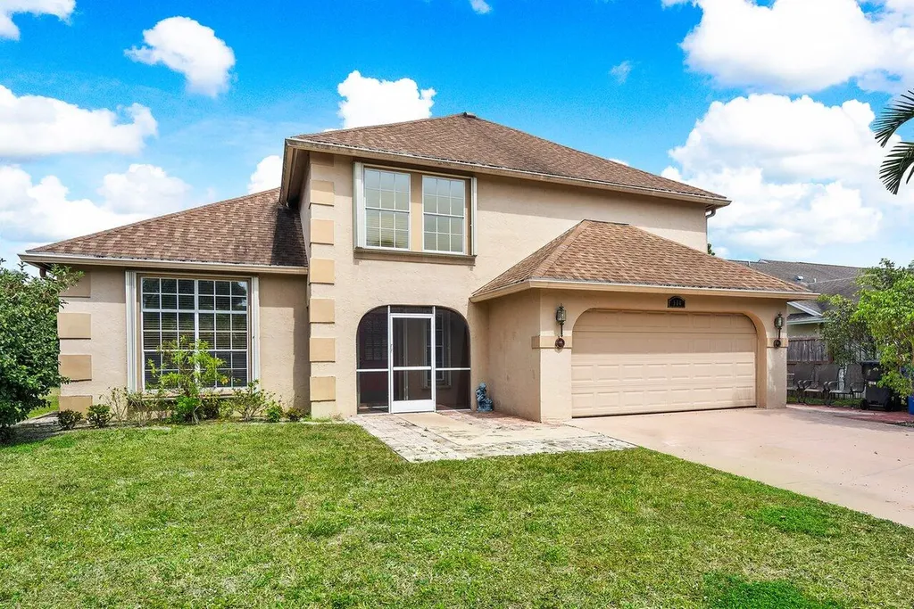 114 Spanish Pine Terrace Royal Palm Beach FL 33411