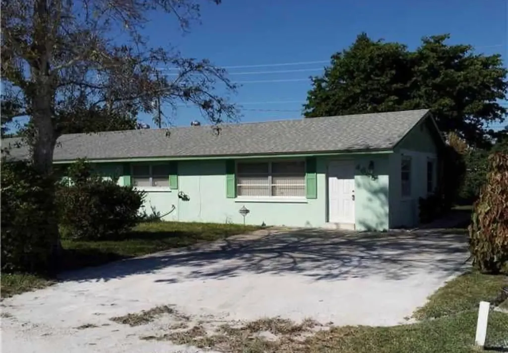 4645 Hairland Drive West Palm Beach FL 33415