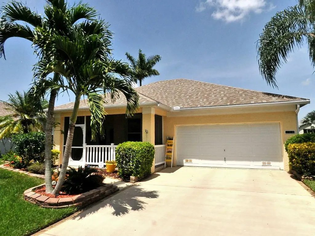 510 NW Galatone Court Port St Lucie FL 34986