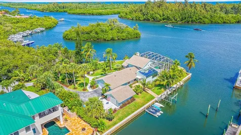 9444 SE Kingsley Street Hobe Sound FL 33455