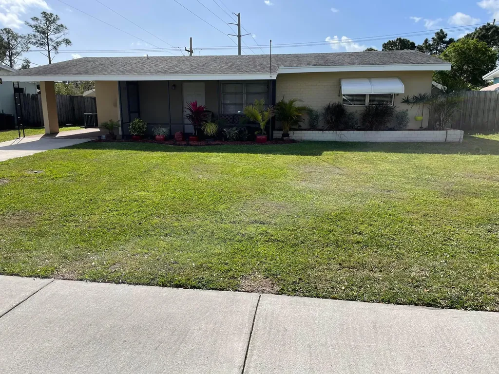 2538 SE Harrison Street Stuart FL 34997