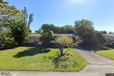 8960 SW 125th Terrace Miami FL 33176