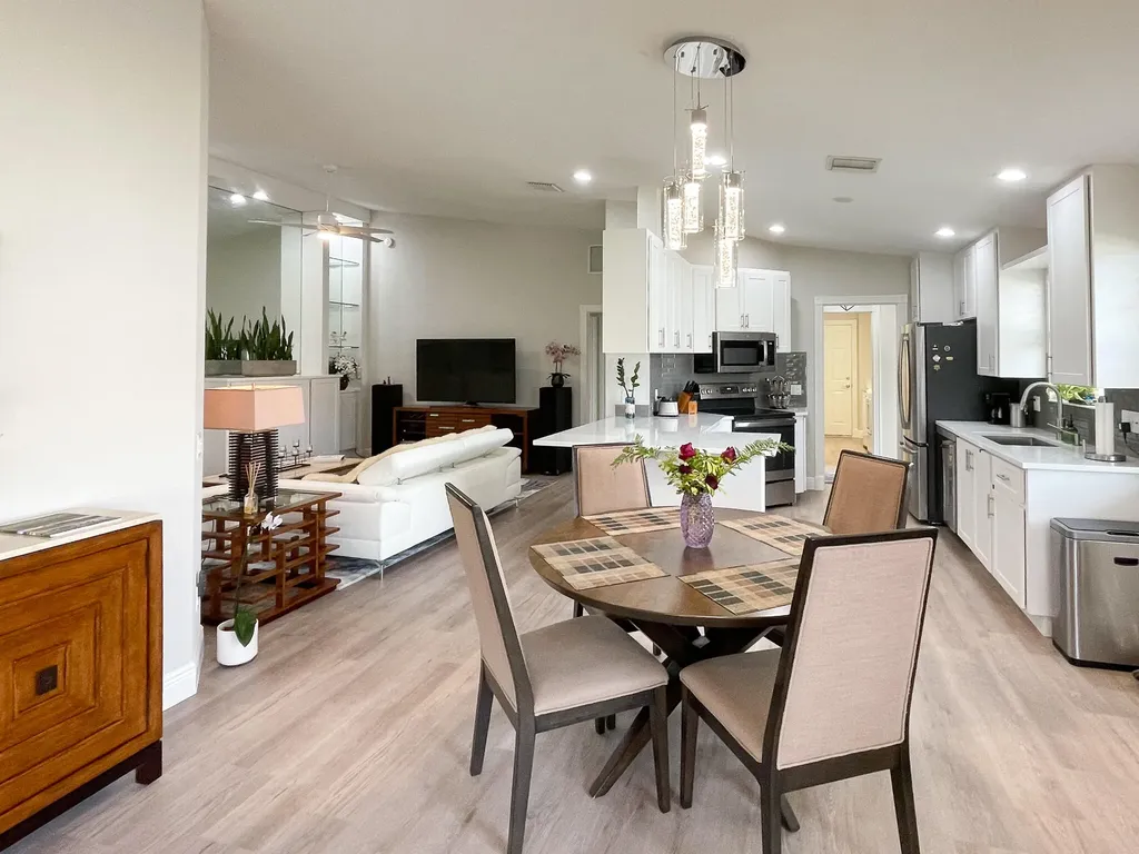 8495 Quito Place Wellington FL 33414
