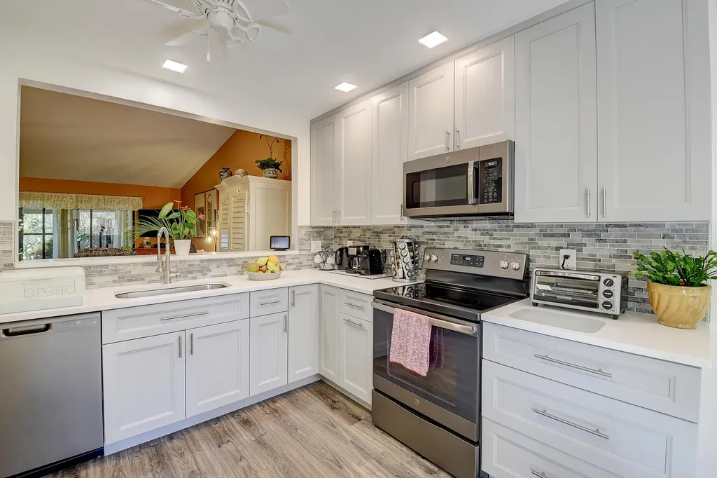 10815 Waterberry Drive Boca Raton FL 33498