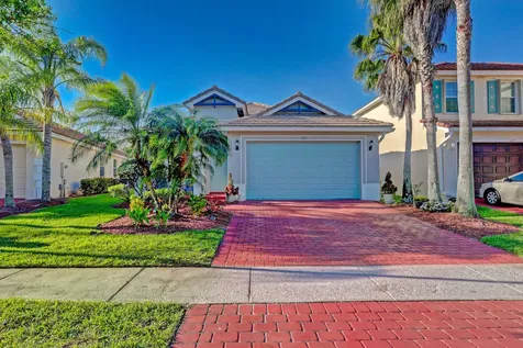635 Belle Grove Lane Royal Palm Beach FL 33411