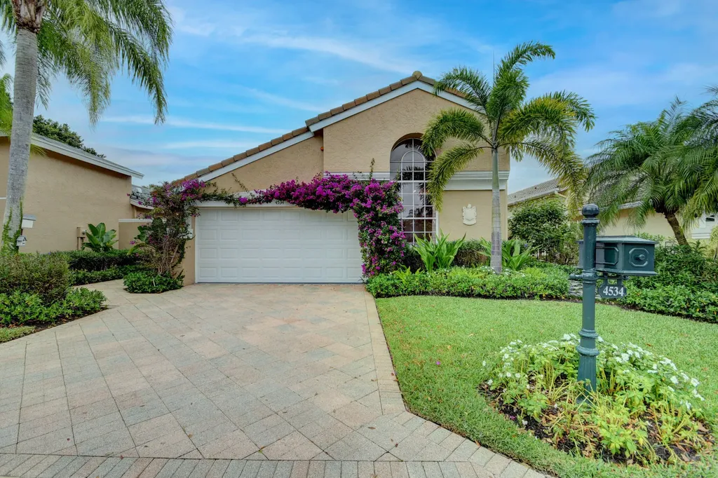4534 Carlton Golf Drive Lake Worth FL 33449
