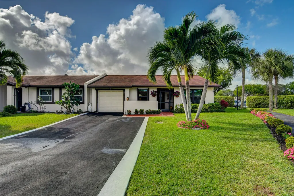 5074 Bottlebrush Street Delray Beach FL 33484