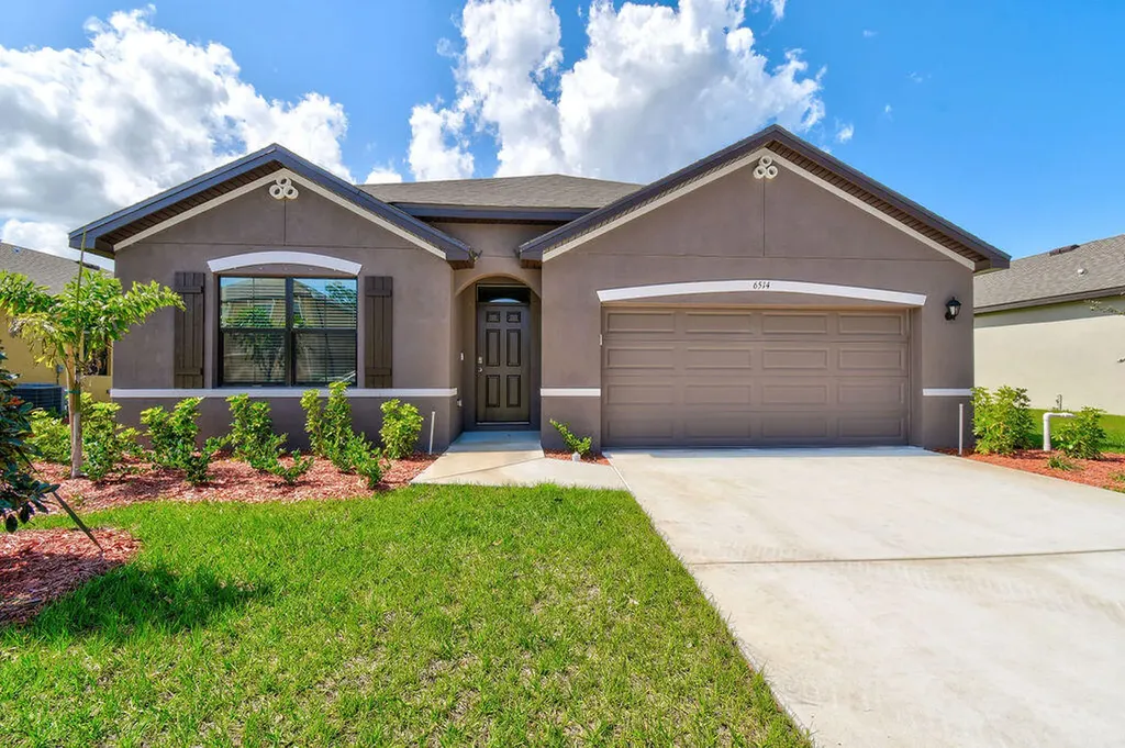 6514 NW Oaklawn Way Port St Lucie FL 34983