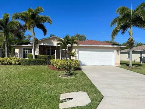 6425 Las Palmas Way Port St Lucie FL 34952