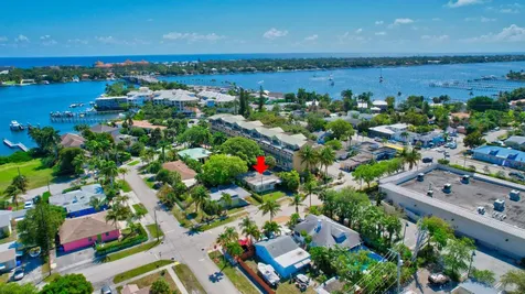 120 N Oak Street Lantana FL 33462