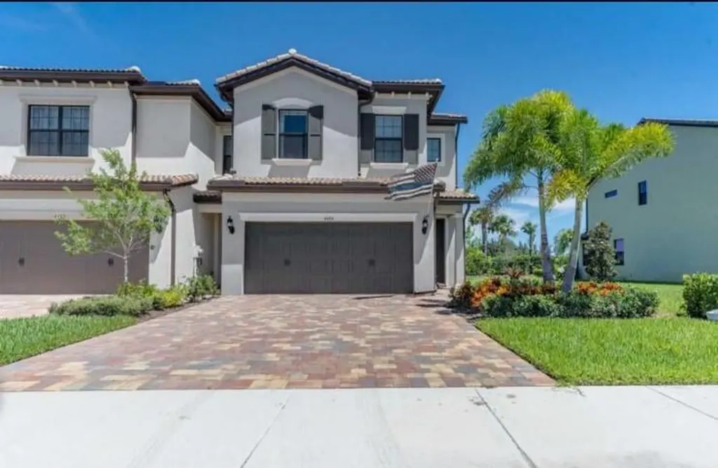 4484 San Fratello Circle Lake Worth FL 33467