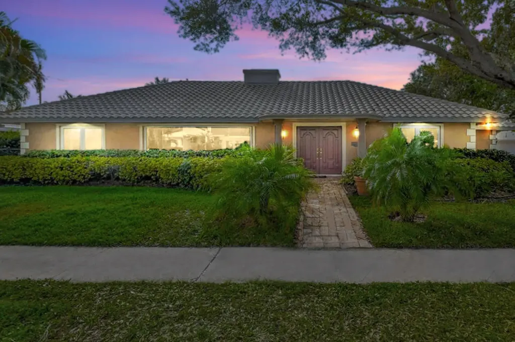 690 Juneberry Court Boca Raton FL 33486