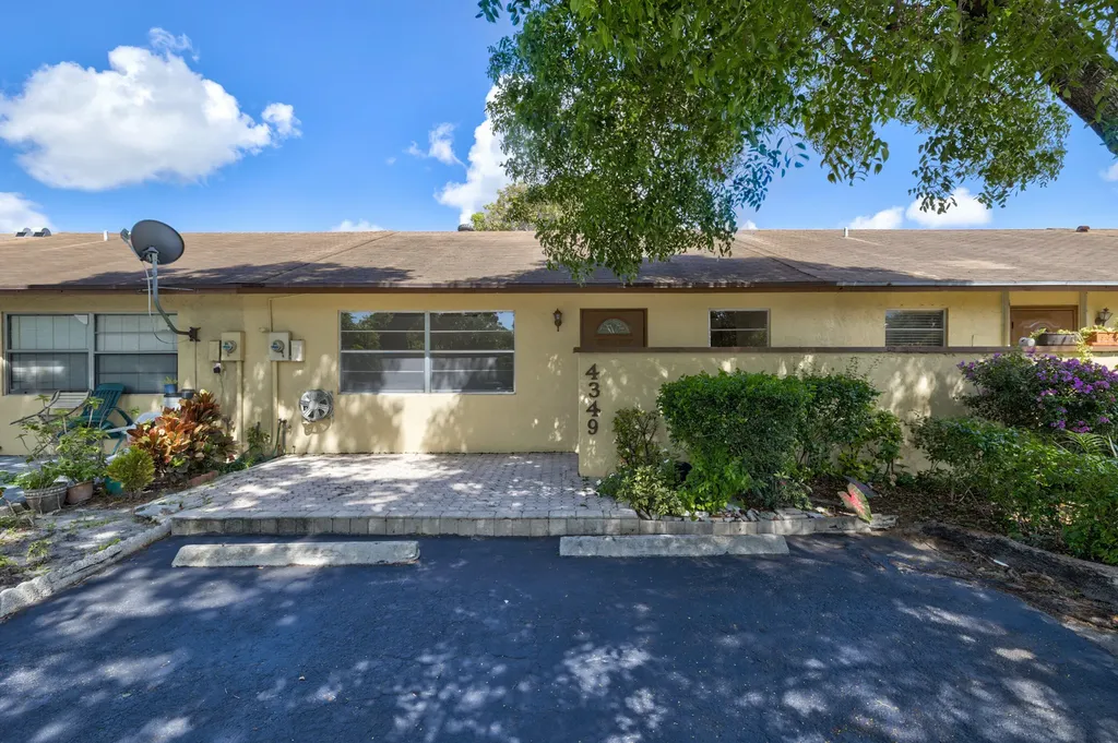 4349 NW 6th Avenue Deerfield Beach FL 33064