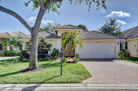 5671 Fountains Drive S Lake Worth FL 33467