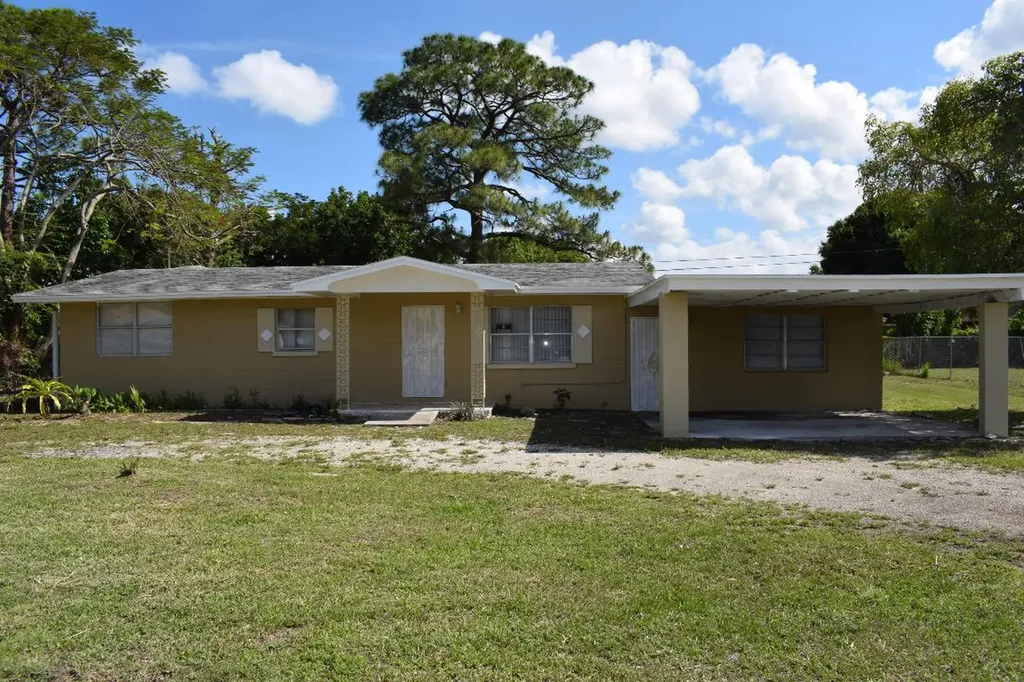 2309 Juanita Avenue Fort Pierce FL 34946