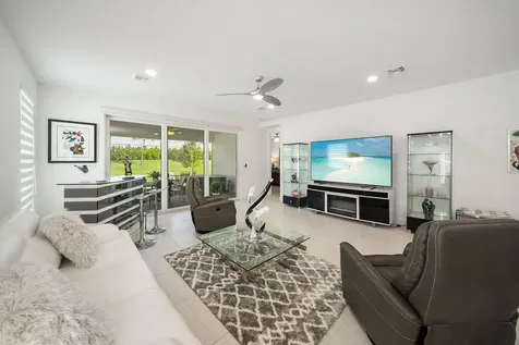 11816 SW Waterford Isle Way Port St Lucie FL 34987
