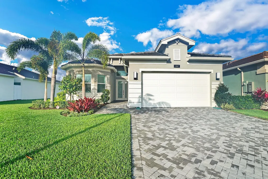 12637 New Caladonia Lane Boynton Beach FL 33473