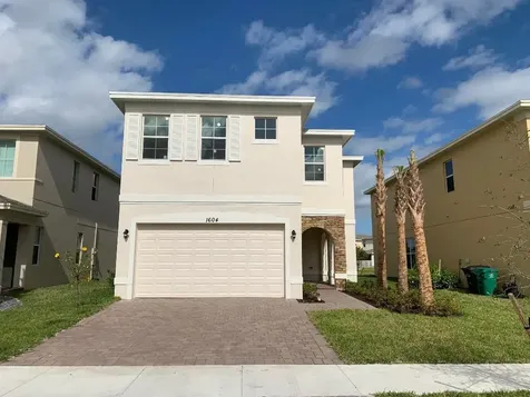1604 NW Cataluna Circle Port St Lucie FL 34986