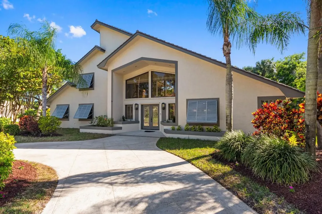 9136 SE Mystic Cove Terrace Hobe Sound FL 33455