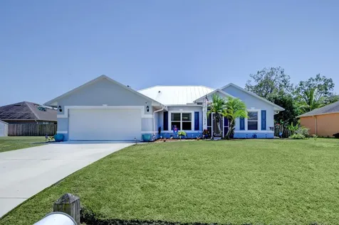 1312 SW Tadlock Avenue Port St Lucie FL 34953