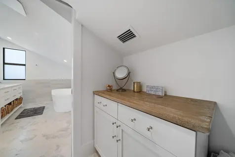176 Harbourside Circle Jupiter FL 33477