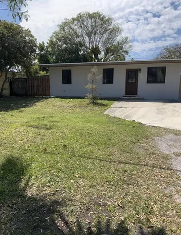 55 Davis Road Palm Springs FL 33461