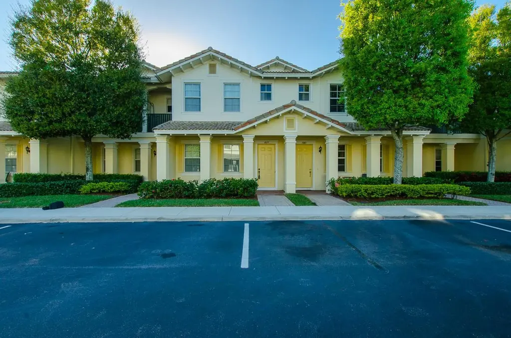 1077 NW 18th Avenue Boca Raton FL 33486