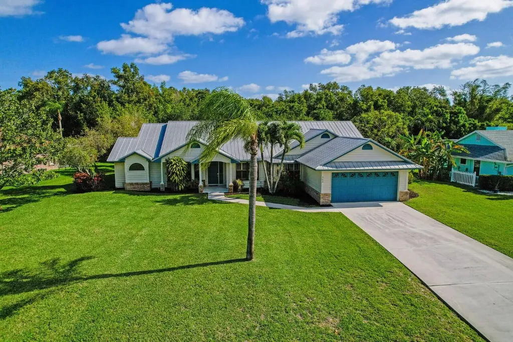265 NE Blairwood Trace Jensen Beach FL 34957