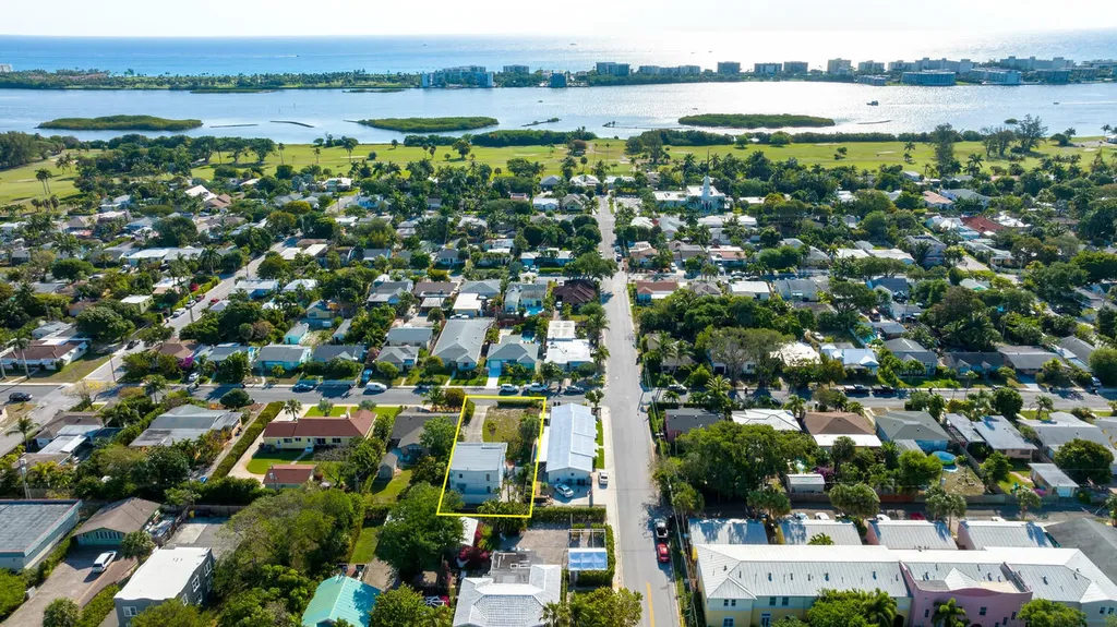 1007 N Ocean Breeze Lake Worth Beach FL 33460