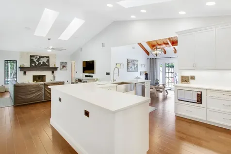93 Dunbar Road E Palm Beach Gardens FL 33418