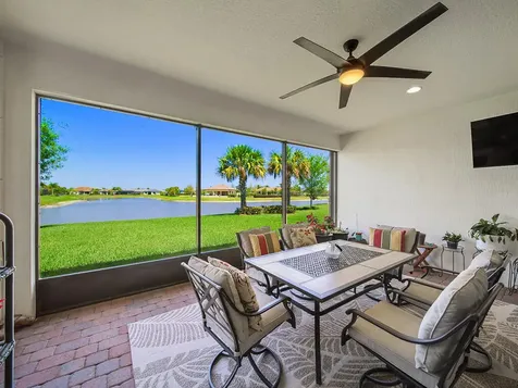 609 SE Monteiro Drive Port St Lucie FL 34984