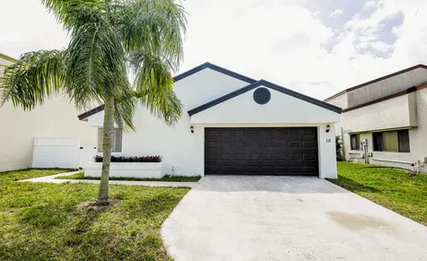 10 Dalton Place Boynton Beach FL 33426