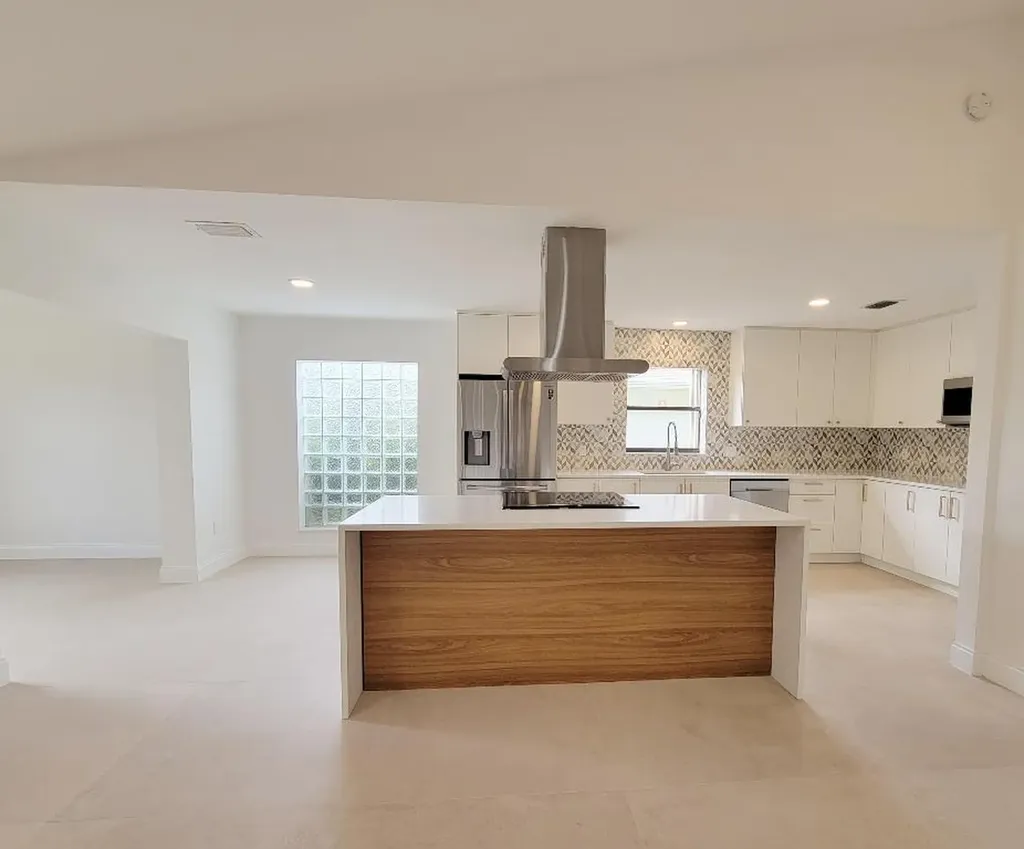 5618 Forest Oaks Terrace Delray Beach FL 33484