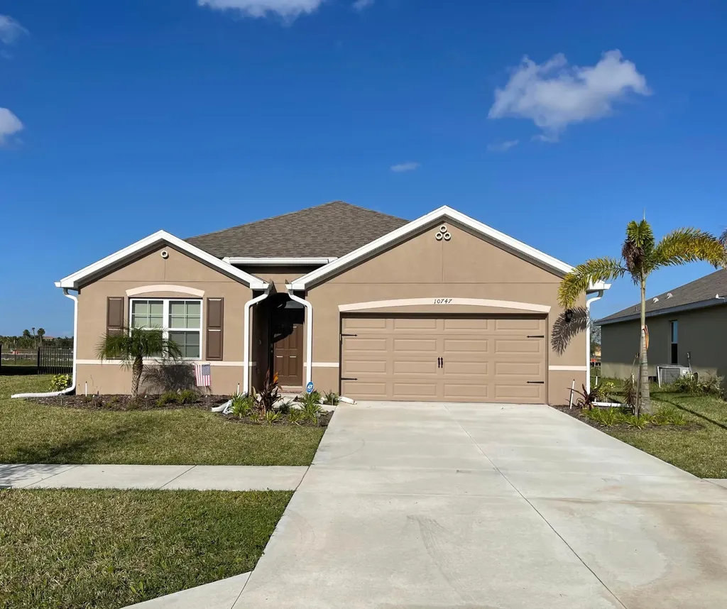 10747 SW Cremona Way Port St Lucie FL 34987