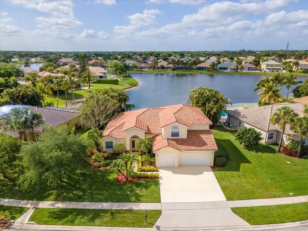 11253 Edgewater Circle Wellington FL 33414
