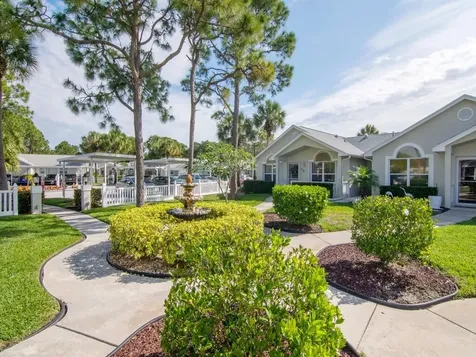 1118 NW Lombardy Drive Port St Lucie FL 34986