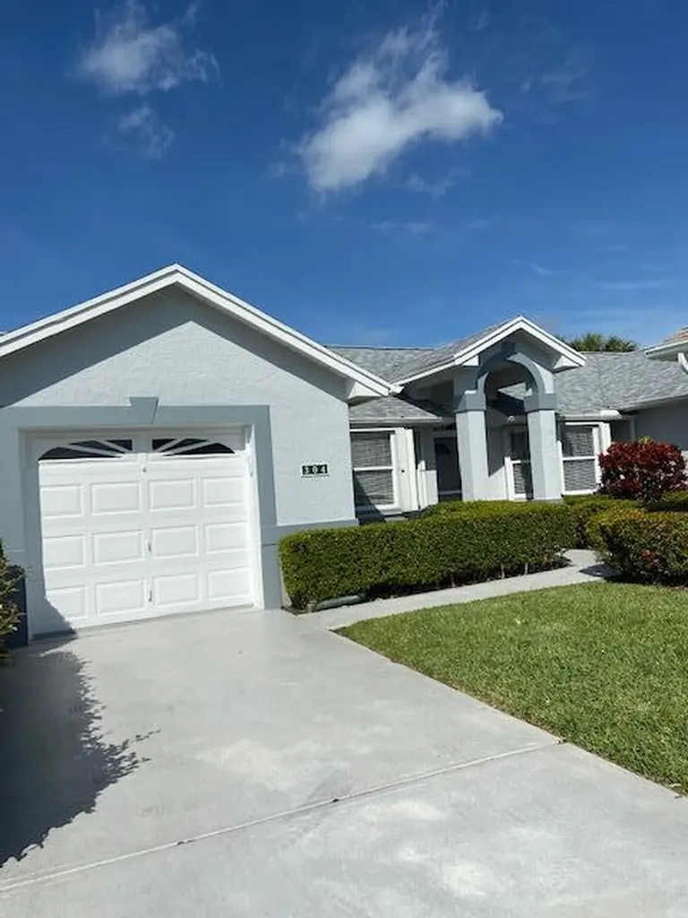 304 NW Tuscany Lane Port St Lucie FL 34986
